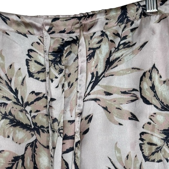 House of Harlow 1960 Tropical Satin Blush Pink PJ shorts SZ. M - Picture 4 of 13